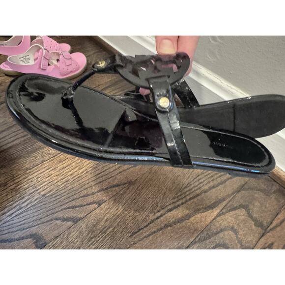 Tory Burch Miller Patent Leather Thong Sandals Black Sz 8.5 - Picture 11 of 15